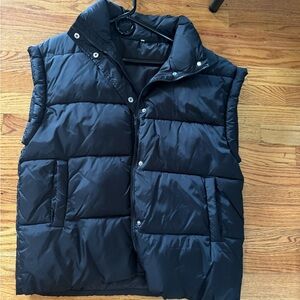 Men's Black Puffer Vest